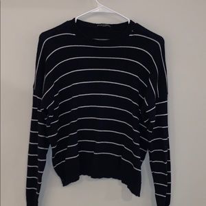 Brandy Melville sweater